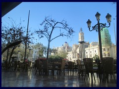 Plaza del Ayuntamiento - Café y Tapas